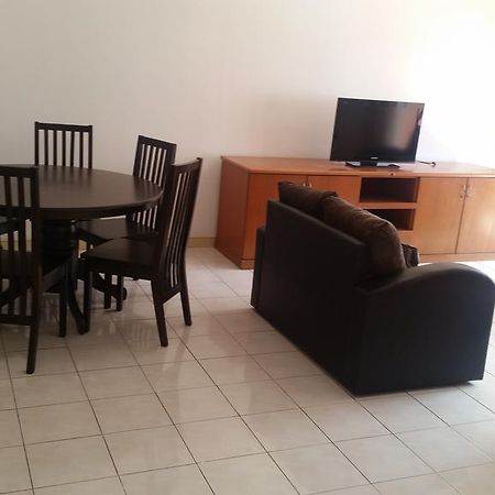 T & H Vacation Condo @Marina Court Kota Kinabalu Exteriör bild